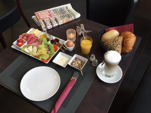 Tankbar'S Hotelchen Heroldsberg Cameră foto